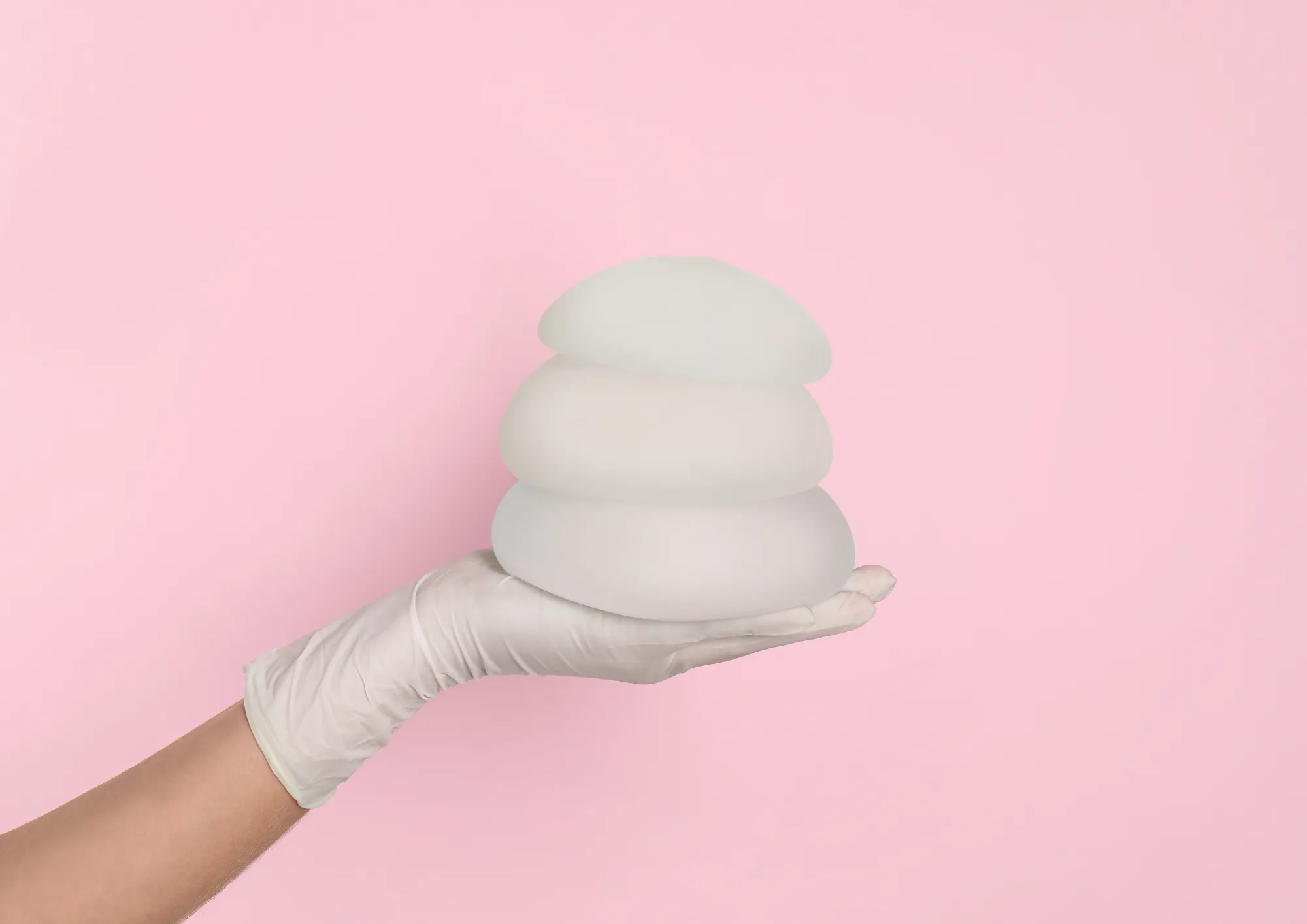 Illustration used for the breast augmentation topic